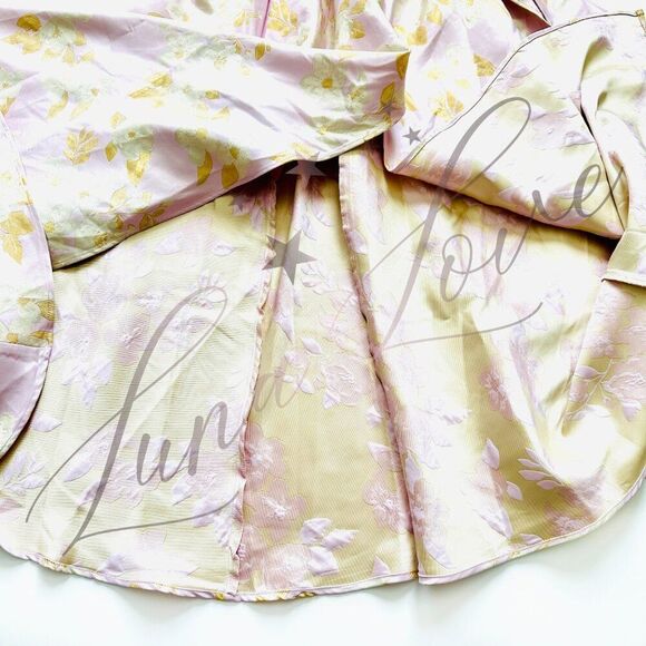 V. CHAPMAN The Vera Dress in Light Lilac Baroque Floral (size 6) NWT - Picture 8 of 14